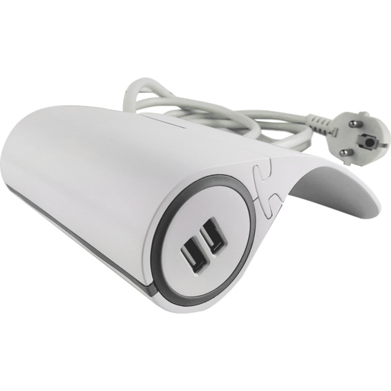 USB Lader og Skjøtekontakt 3m kabel USB Lader og Skjøtekontakt 3m kabel