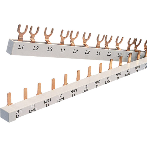 G3-L/16 Samleskinne 3P 16mm². L1-L2-L3 EFA G3-L/16 Samleskinne 3P 16mm². L1-L2-L3 EFA