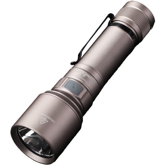 Fenix håndlykt C7 titan-grå 3000lm oppladbar